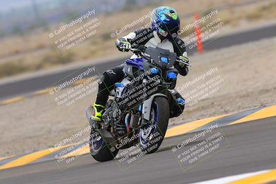 media/Sep-10-2022-SoCal Trackdays (Sat) [[a5bf35bb4a]]/Turn 11 (11am)/